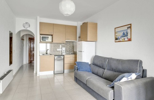 Llanca Apartment | 30 m² Apartment ∙ 1 bedroom ∙ 4 guests