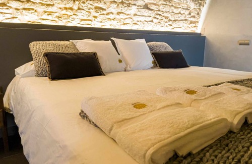 Els Plans de Sio House | 30 m² House ∙ 1 bedroom ∙ 2 guests