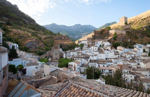 Cazorla House | 300 m² House ∙ 6 bedrooms ∙ 16 guests