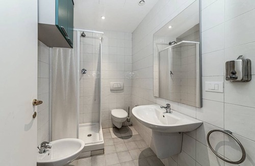 Lingotto Other | 3000 m² Shared room ∙ 1 bedroom ∙ 1 guest