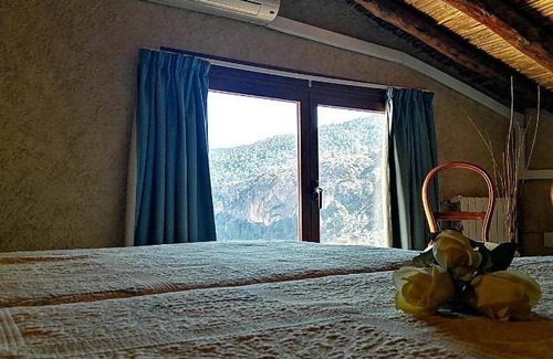 Ayna Bed & Breakfast | 35 m² Bed and breakfast ∙ 4 guests