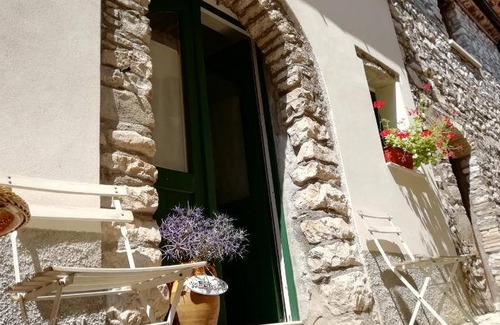 Roccamandolfi Bed & Breakfast | 35 m² Bed and breakfast ∙ 4 guests