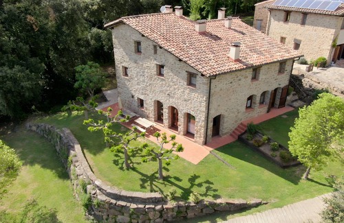 La Vall de Bianya House | 350 m² House ∙ 6 bedrooms ∙ 18 guests