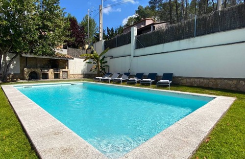 Sant Pere de Ribes House | 350 m² House ∙ 6 bedrooms ∙ 15 guests
