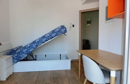 Cologno Monzese Resort | 350 m² Private room ∙ 1 bedroom ∙ 1 guest