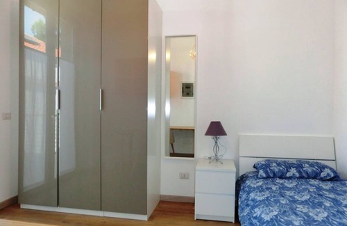 Cologno Monzese Resort | 350 m² Private room ∙ 1 bedroom ∙ 1 guest