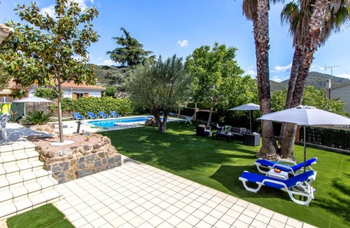 Can Vinyals Villa | 357 m² Villa ∙ 6 bedrooms ∙ 12 guests