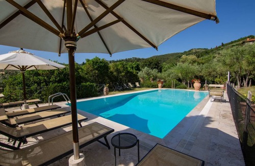 Castiglion Fiorentino Villa | 360 m² Villa ∙ 7 bedrooms ∙ 14 guests