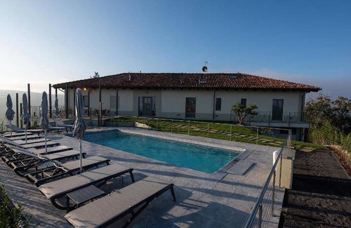 Barbaresco House | 40 m² Farmhouse ∙ 4 guests