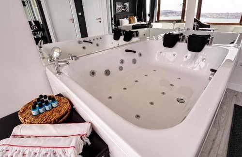 Kabatas Apartment | 40 m² Serviced apartment ∙ 127 guests