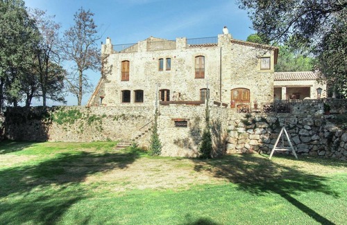 Navata House | 400 m² House ∙ 6 bedrooms ∙ 13 guests