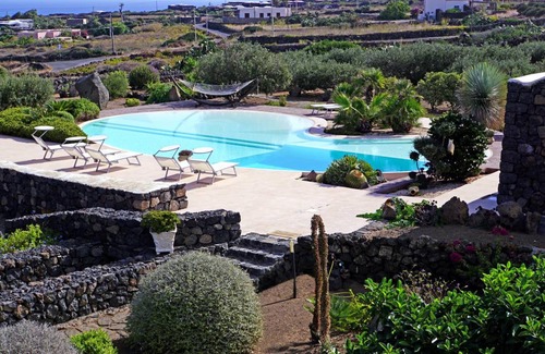 Pantelleria House | 43 m² House ∙ 1 bedroom ∙ 4 guests