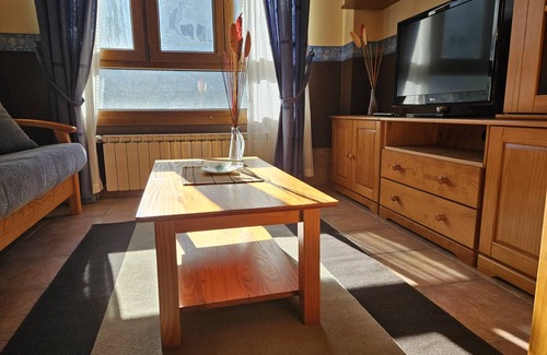 Felechosa Apartment | 44 m² Apartment ∙ 1 bedroom ∙ 4 guests