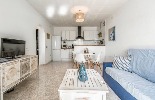 Almadraba-Canyelles Apartment | 50 m² Apartment ∙ 1 bedroom ∙ 4 guests