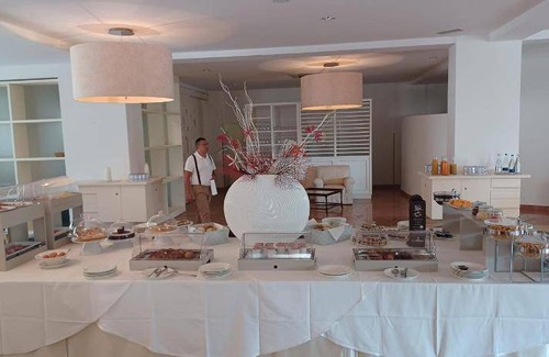 Mattinata Hotel | 50 m² Hotel ∙ 2 bedrooms ∙ 127 guests