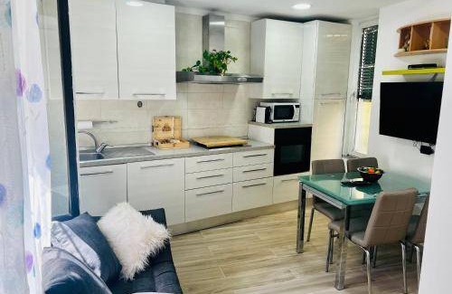 Porto Ceresio House | 50 m² House ∙ 1 bedroom ∙ 4 guests