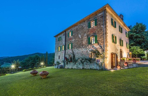 Ripoli Villa | 500 m² Villa ∙ 6 bedrooms ∙ 12 guests