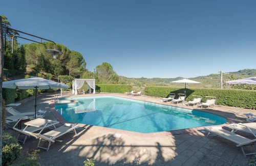 Toiano Villa | 520 m² Villa ∙ 7 bedrooms ∙ 14 guests