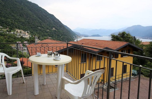 Argegno Apartment | 54 m² Apartment ∙ 1 bedroom ∙ 2 guests
