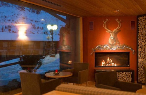 Passo del Tonale Hotel | 54 m² Hotel ∙ 4 guests
