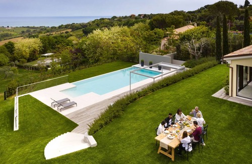 Civitanova Alta Villa | 540 m² Villa ∙ 6 bedrooms ∙ 12 guests