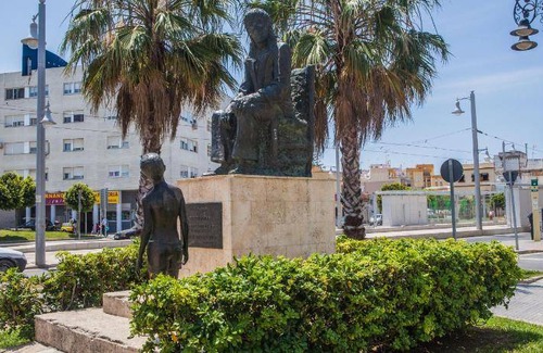Centro Comercial Bahia Sur Apartment | 55 m² Apartment ∙ 127 guests