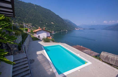Argegno Apartment | 60 m² Apartment ∙ 2 bedrooms ∙ 4 guests