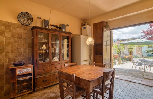 Castel del Piano House | 60 m² House ∙ 1 bedroom ∙ 4 guests