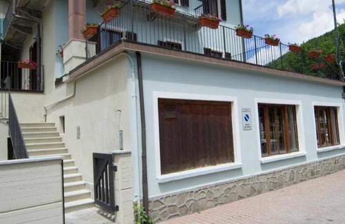 Bardonecchia Apartment | 60 m² Serviced apartment ∙ 2 bedrooms ∙ 127 guests