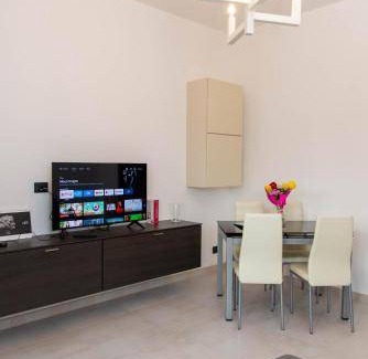 Mirafiori Sud Apartment | 65 m² Apartment ∙ 1 bedroom ∙ 2 guests