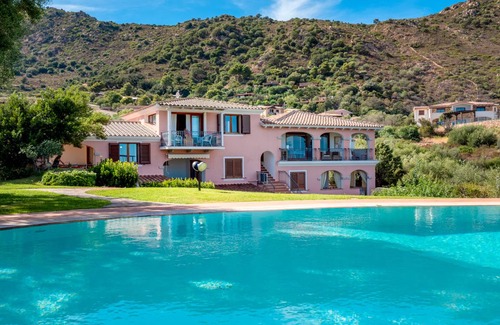 San Teodoro Apartment | 65 m² Apartment ∙ 2 bedrooms ∙ 4 guests