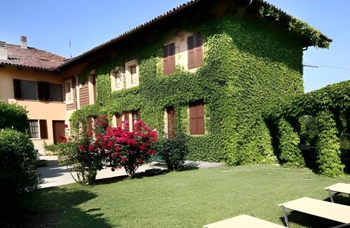 Barbaresco House | 65 m² Farmhouse ∙ 2 bedrooms ∙ 4 guests