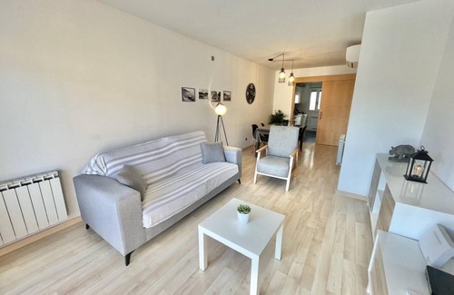 Roses Town Center Apartment | 67 m² Apartment ∙ 2 bedrooms ∙ 4 guests