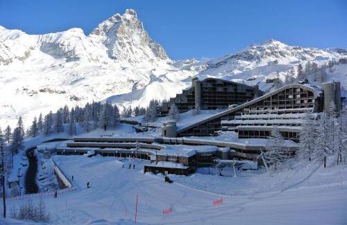 Cervinia Apartment | 69 m² Serviced apartment ∙ 2 bedrooms ∙ 6 guests