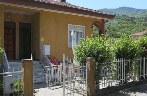 Rossi Other | 70 m² Accommodation ∙ 2 bedrooms ∙ 4 guests