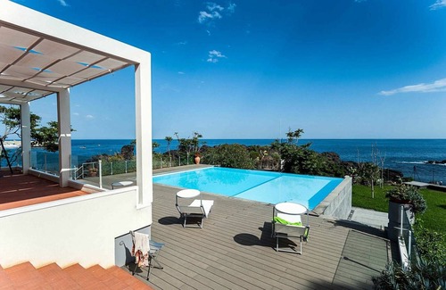 Stazzo Apartment | 70 m² Apartment ∙ 2 bedrooms ∙ 4 guests