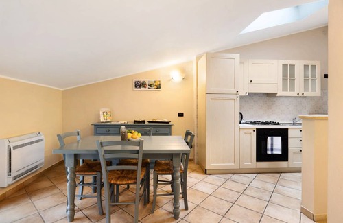 Cisano sul Neva House | 70 m² Farmhouse ∙ 1 bedroom ∙ 2 guests