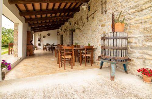 Gualdo Tadino House | 70 m² Farmhouse ∙ 2 bedrooms ∙ 6 guests