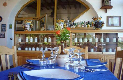 Santa Marina Salina Hotel | 70 m² Hotel ∙ 2 bedrooms ∙ 3 guests