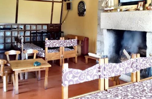 Navaluenga House | 700 m² House ∙ 6 bedrooms ∙ 30 guests