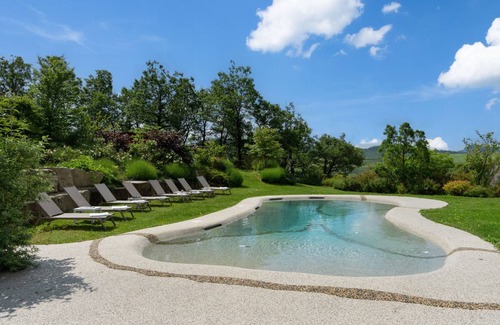 Firenzuola Villa | 700 m² Villa ∙ 8 bedrooms ∙ 18 guests