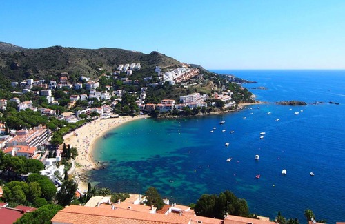 Roses Town Center Apartment | 75 m² Apartment ∙ 3 bedrooms ∙ 6 guests