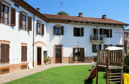 Cossombrato Apartment | 75 m² Apartment ∙ 3 bedrooms ∙ 9 guests