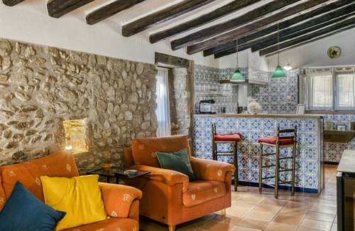 Cantallops House | 75 m² House ∙ 3 bedrooms ∙ 7 guests