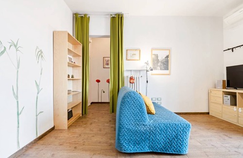 Bolognina Apartment | 80 m² Apartment ∙ 7 bedrooms ∙ 4 guests