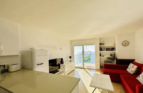 Sant Feliu de Guixols Apartment | 80 m² Apartment ∙ 3 bedrooms ∙ 6 guests