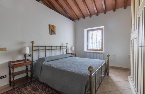 Montebonello House | 80 m² Maisonette ∙ 2 bedrooms ∙ 4 guests