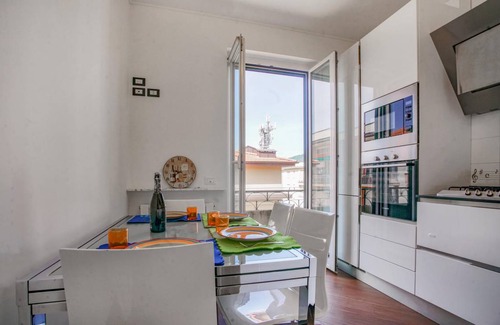 Chiavari Apartment | 82 m² Apartment ∙ 2 bedrooms ∙ 5 guests