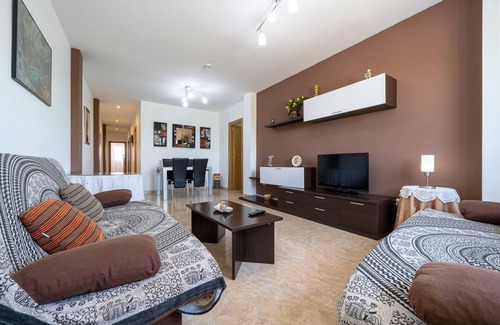 Amposta Apartment | 84 m² Apartment ∙ 3 bedrooms ∙ 6 guests