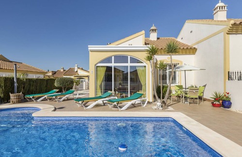 Mazarron Villa | 85 m² Villa ∙ 2 bedrooms ∙ 4 guests